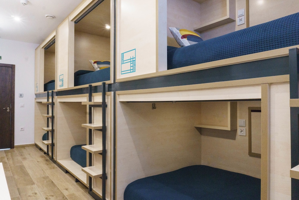 Take Hostel Conil 32/34