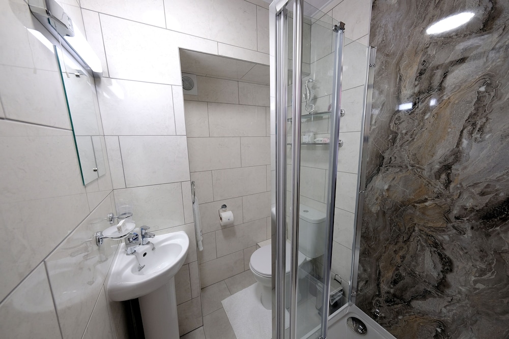 Toulson Court - Guest house 45/50