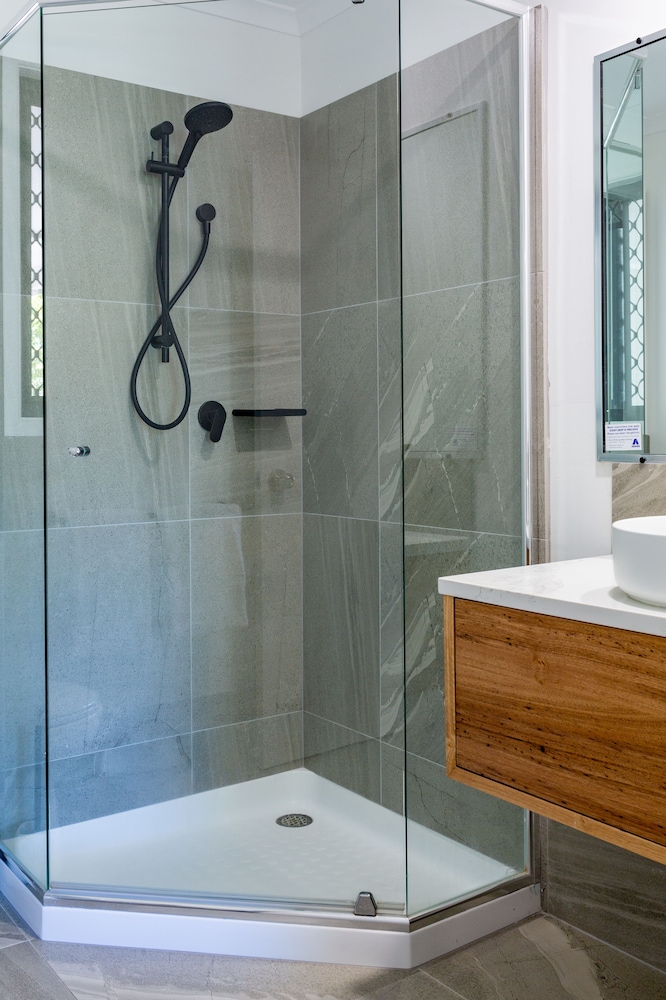 Noosa Lakes Resort 46/50