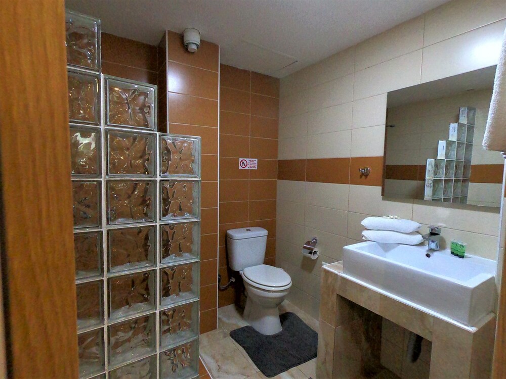 Hotel Achillion 36/44