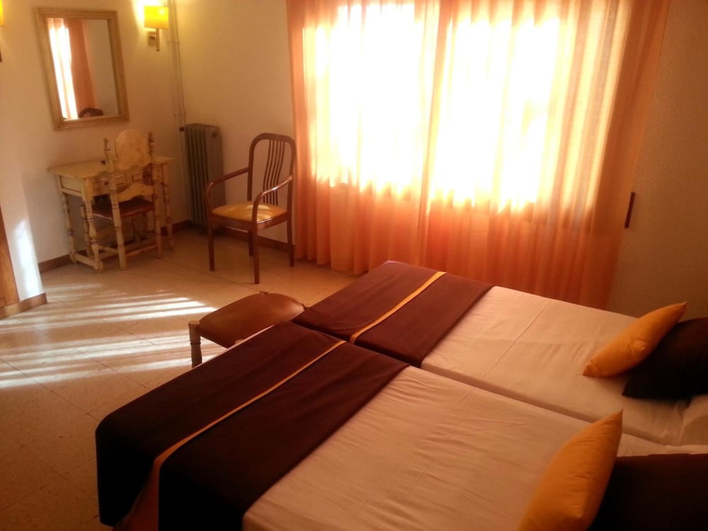 HOSTAL DEL SOL 15/28