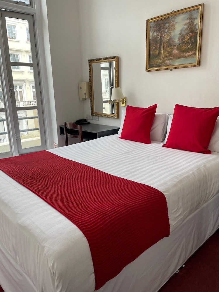 St Georges Hotel Pimlico 14/48