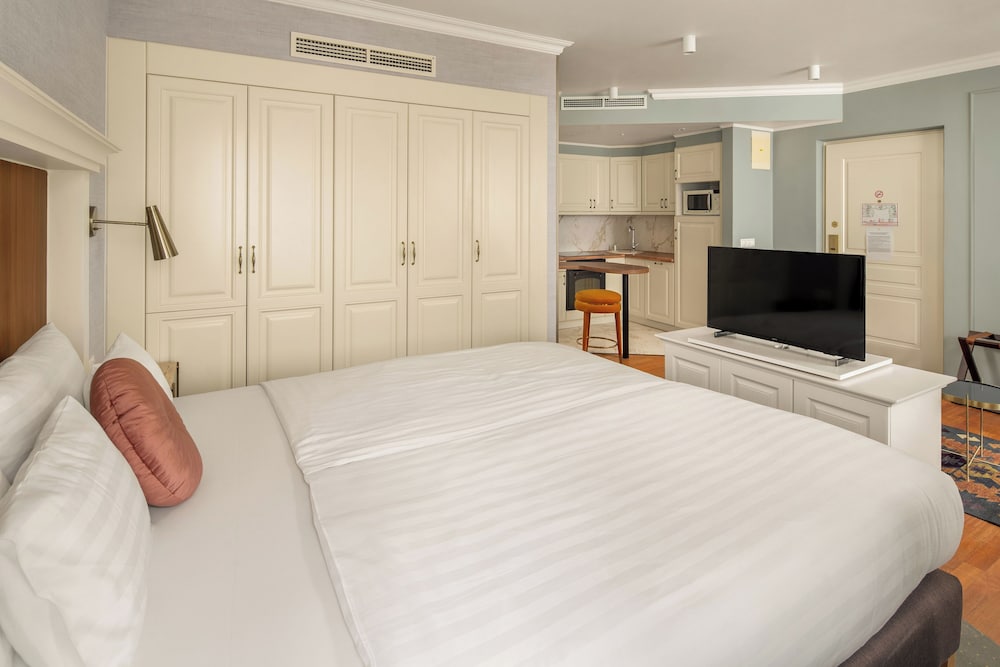 JUNIOR SUITE, SUPERIOR