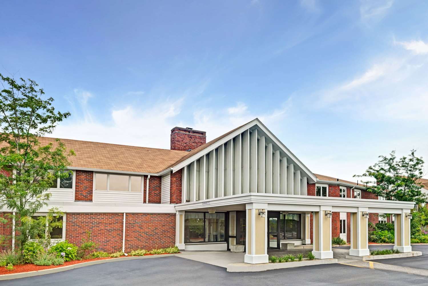 Ramada by Wyndham Seekonk Providence Area 1/13