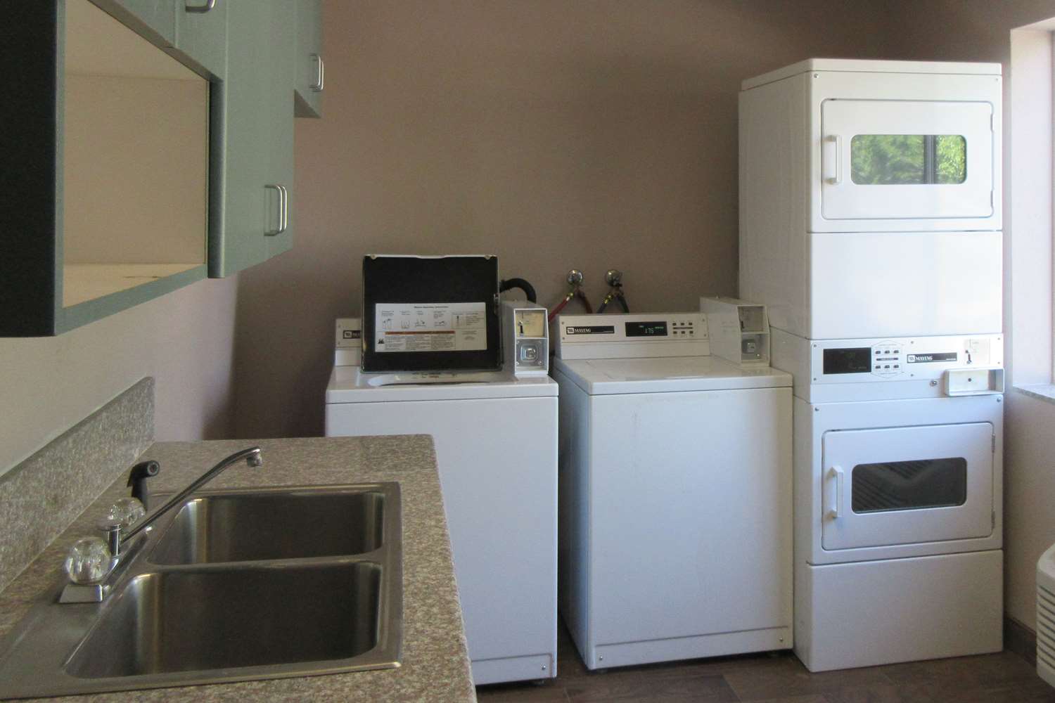 Quality Inn Spanish Fork North 2/4