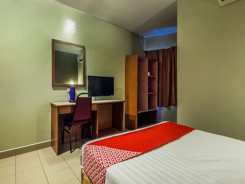 غرفة قياسية مزدوجة، Super OYO 828 Comfort Hotel Shah Alam 3/4