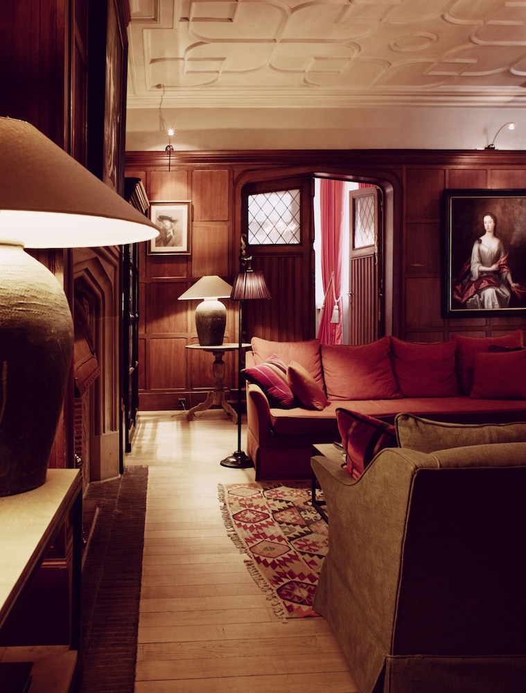 Hotel Damier, WorldHotels Crafted 66/78