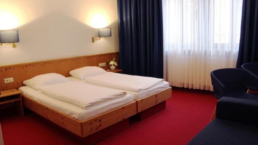 Hotel Restaurant Krokodil 15/34