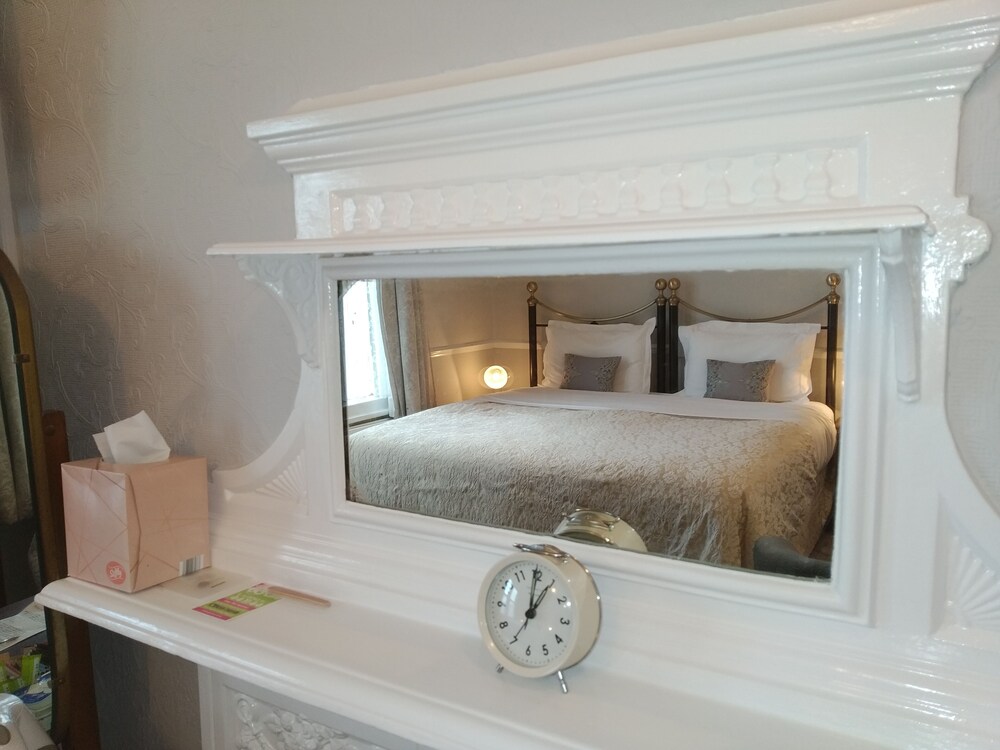 Anton Guest House Bed and Breakfast 16/50