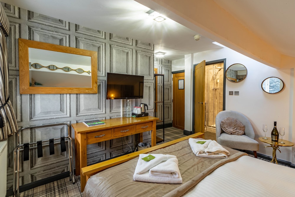Holly Lodge Guest House 29/72