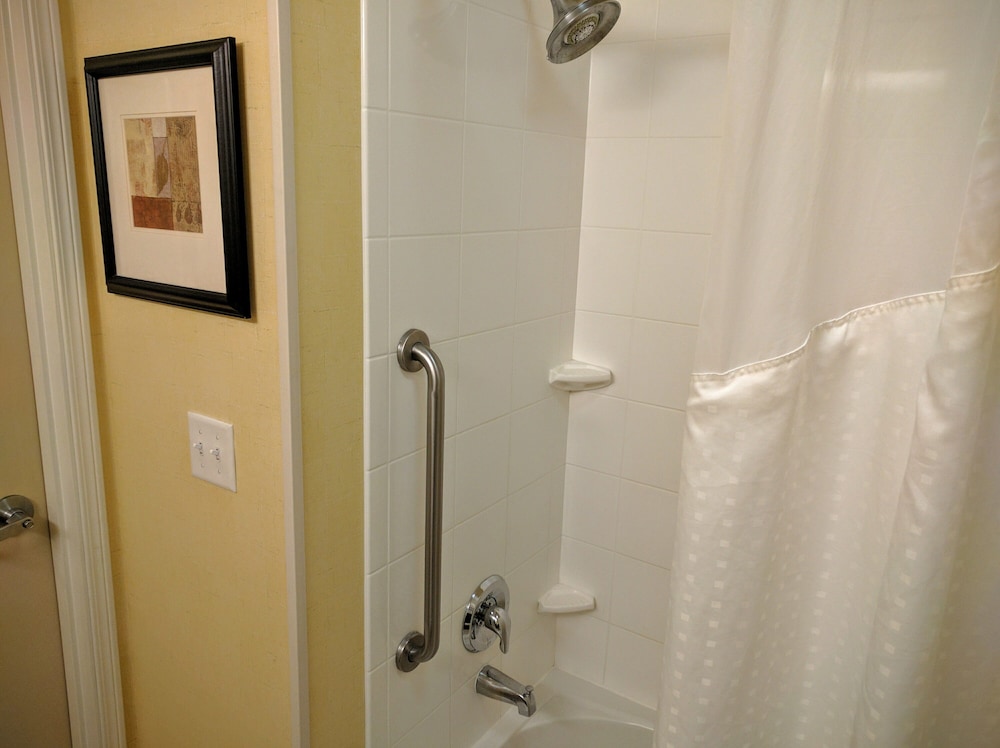 Holiday Inn Express Hotel And Suites Merced 26/52