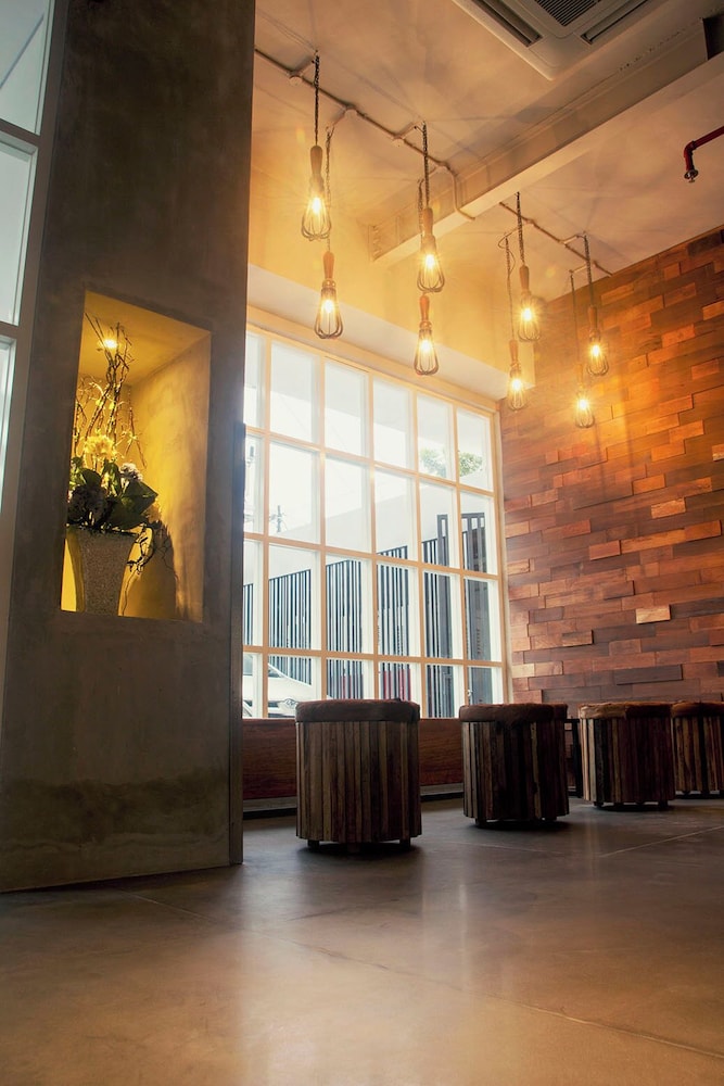 Mooz Hotel Surabaya - Jemursari 36/50