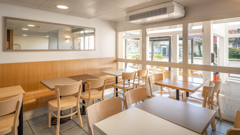 Kyriad ECO - Lorient Laneste 30/46