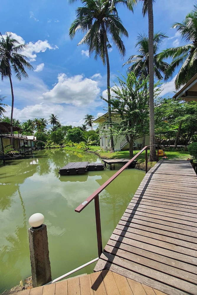 Kalacanal Resort 25/50