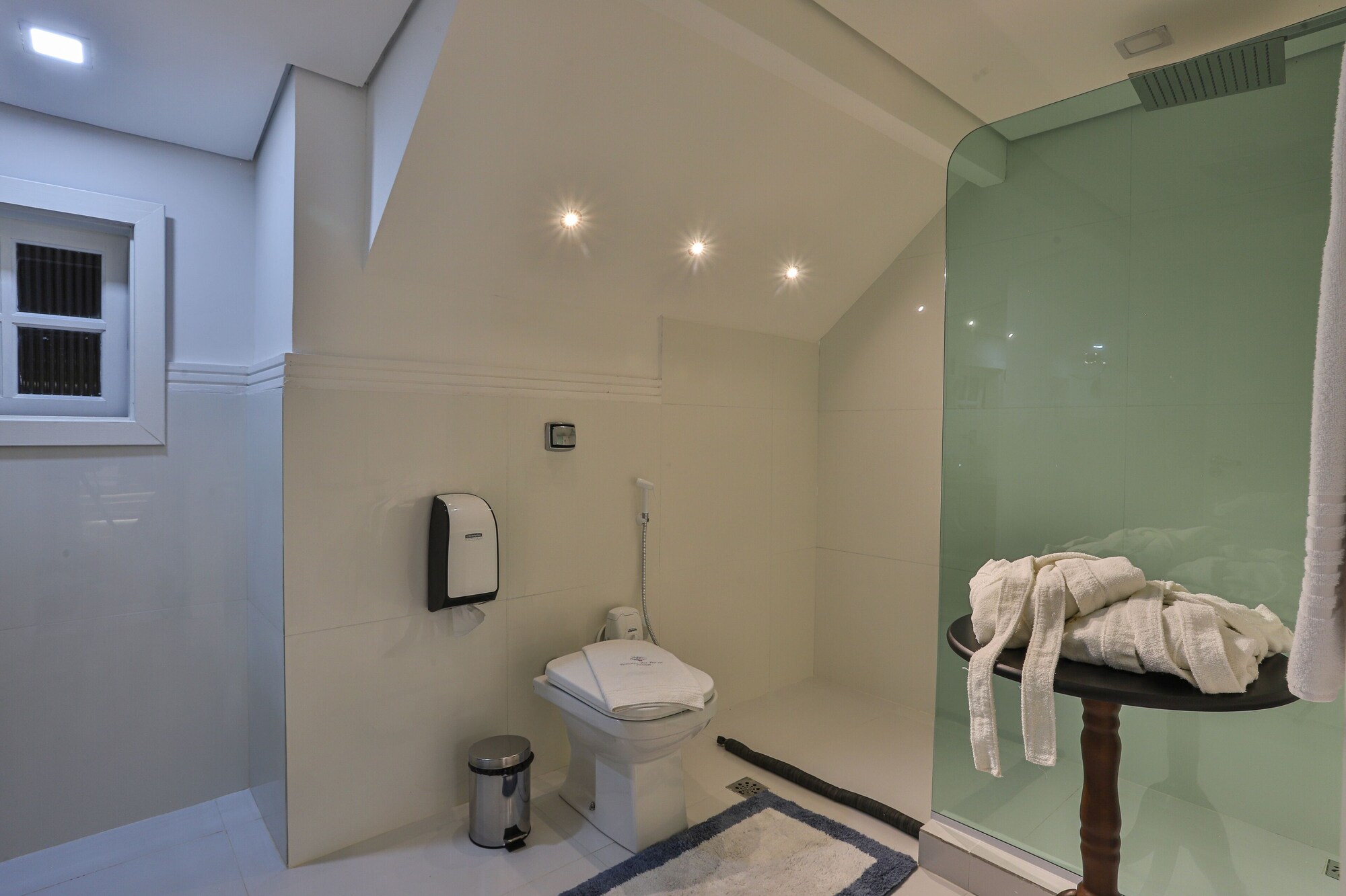 LUXURY, DOUBLE BED, HOT TUB