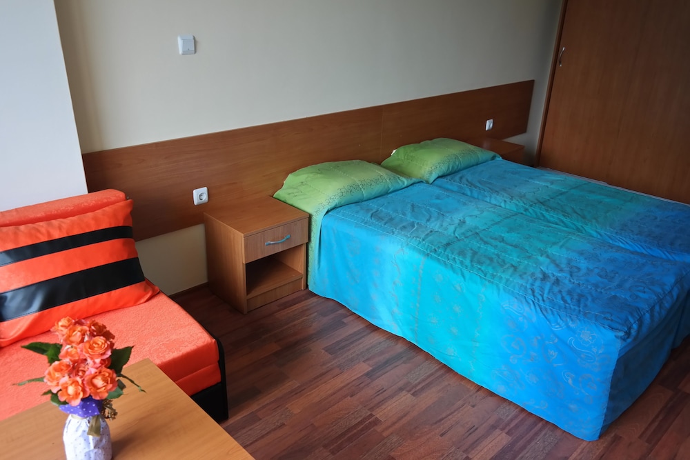 STANDARD, DOUBLE BED, CITY VIEW, BALCONY