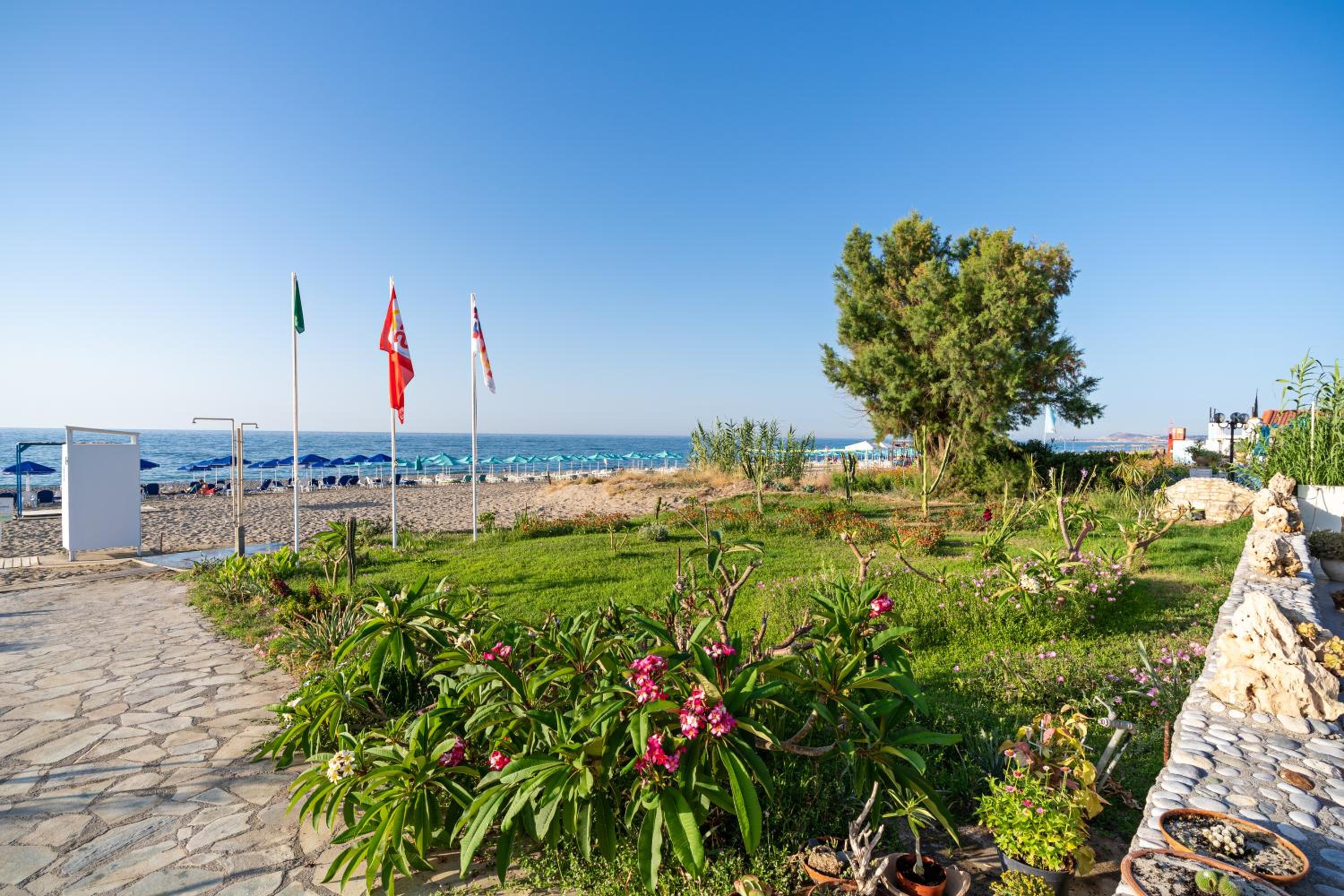 Kathrin Beach Hotel 89/95