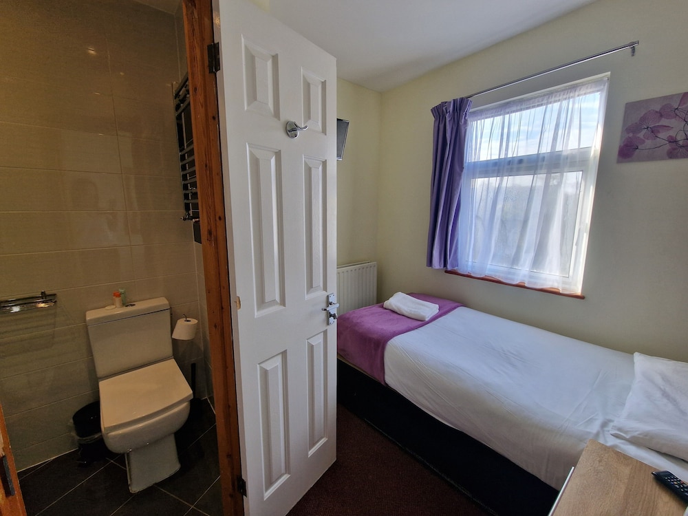 Hotel 65 40/62