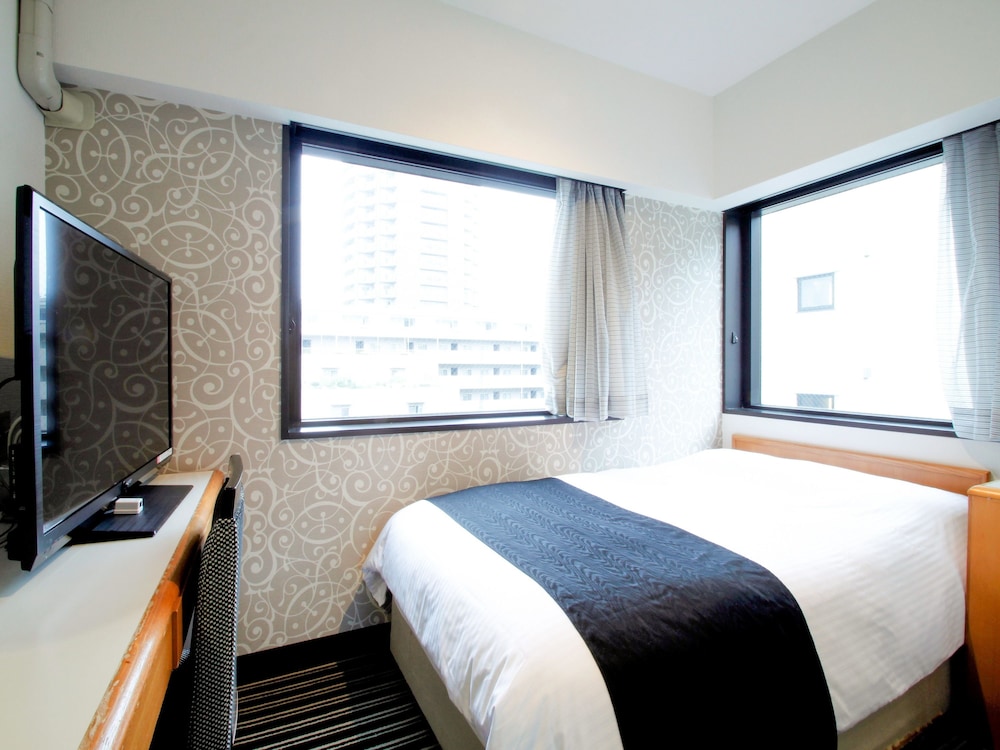 ROOM, DOUBLE BED