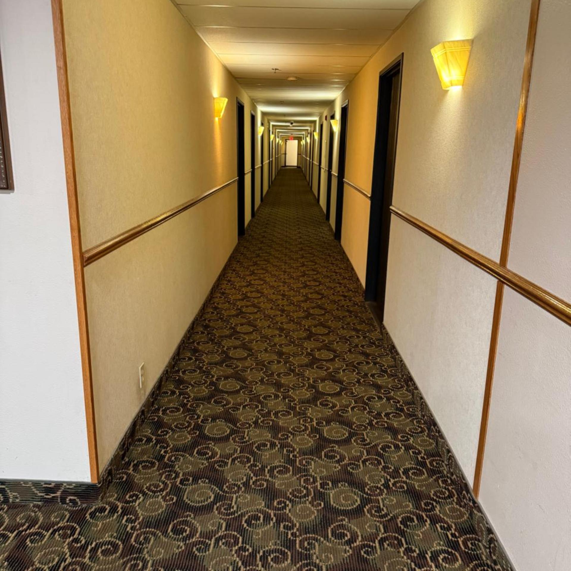 Dodgeville Inn & Suites 24/44