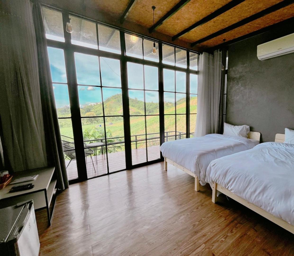 غرفة قياسية بسريرين منفصلين، Krin Resort 2/2