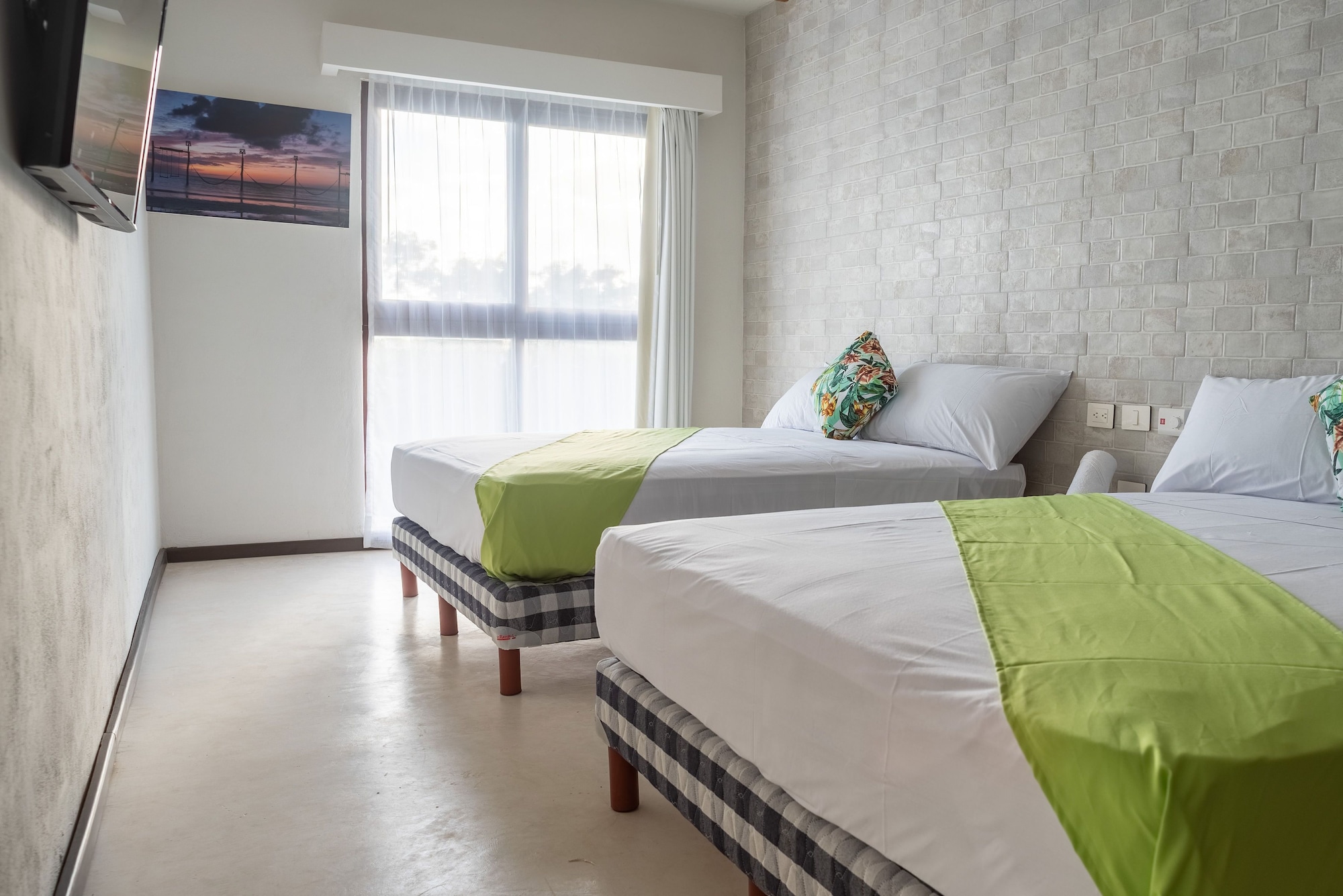EXECUTIVE, STUDIO, SUITE, 2 QUEEN BEDS