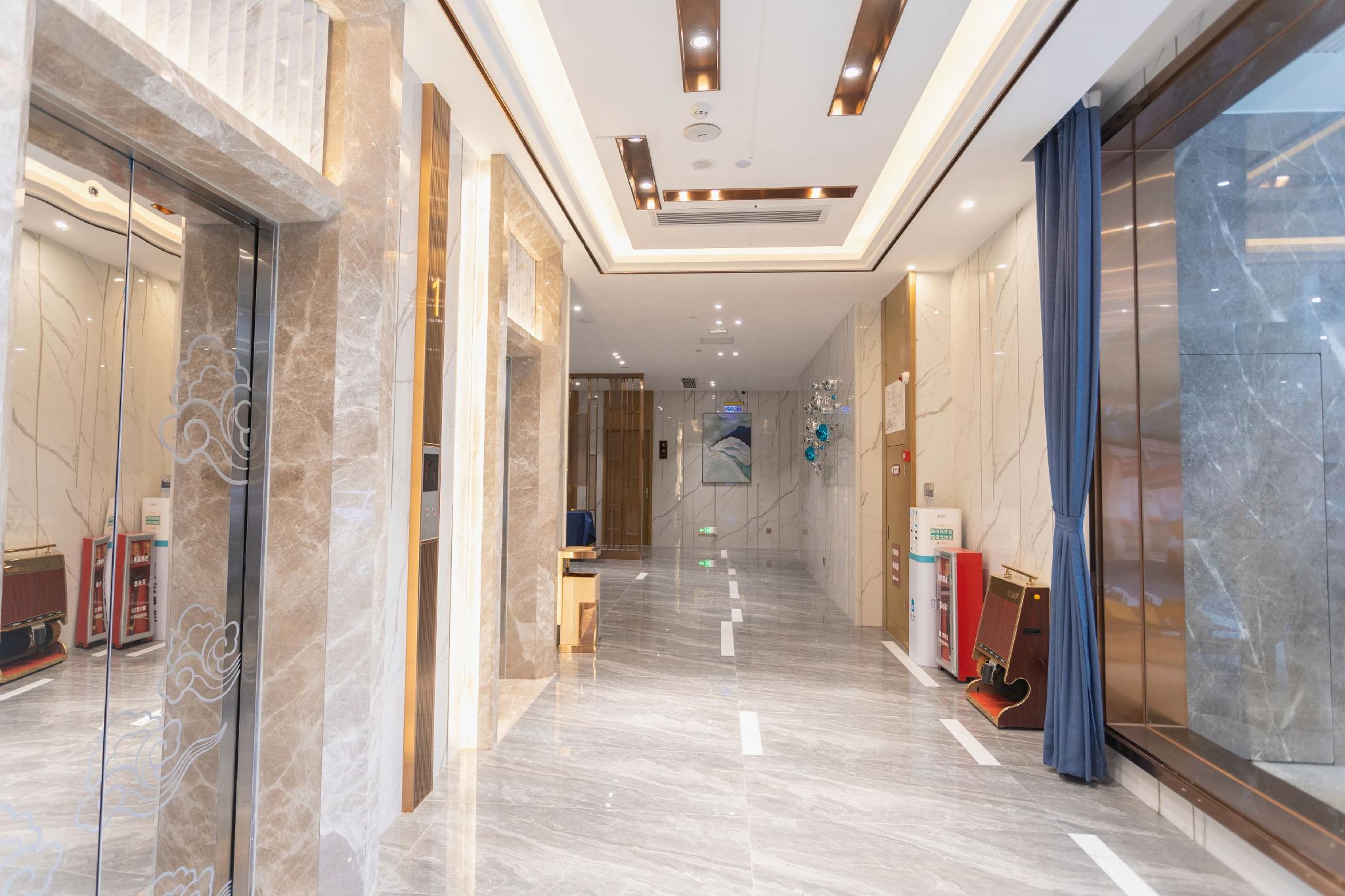 Lesden Hotel (Guangzhou Zhongda Metro Station) 11/31