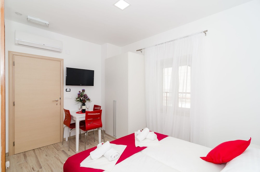 APARTMENTS GABRIERI 17/59