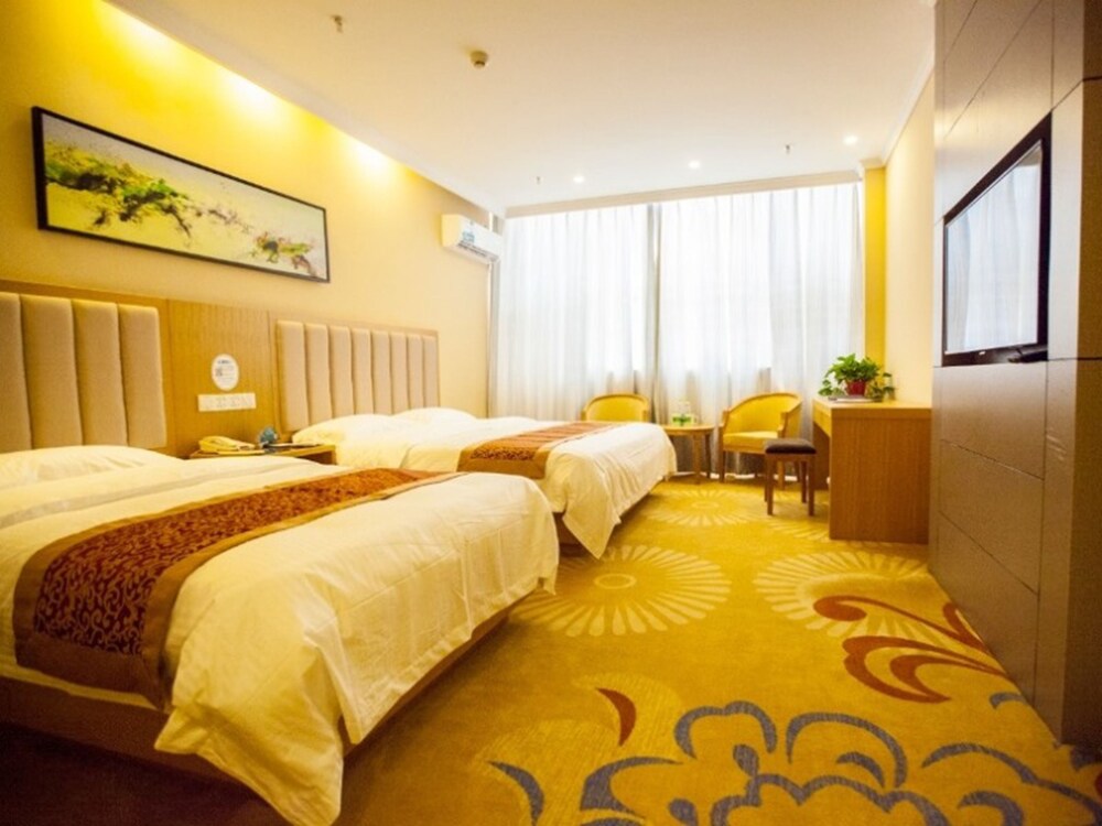 GREENTREE INN YANCHENG DONGTAI HUIYANG ROAD GUOFU HOTEL 19/39