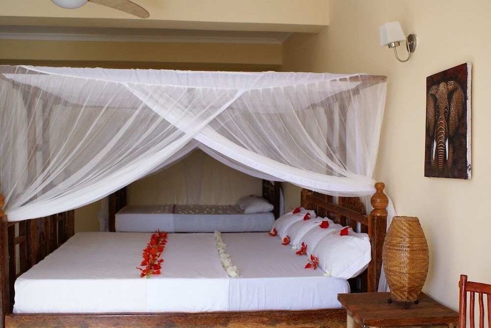 Moonshine Uroa Boutique Hotel 22/50