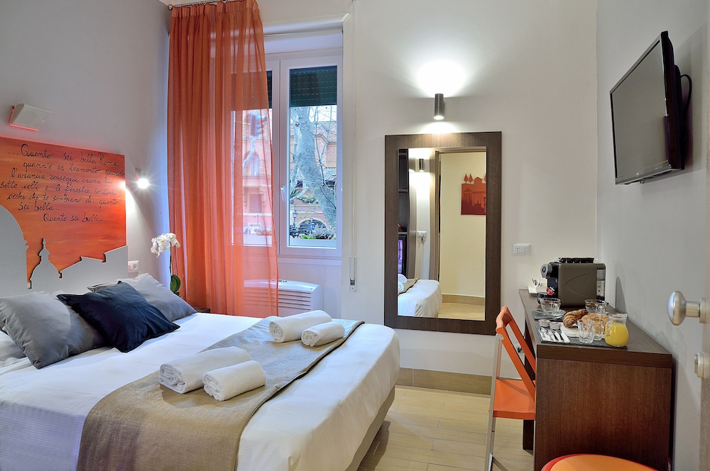 94rooms Vatican Vigliena 30/71