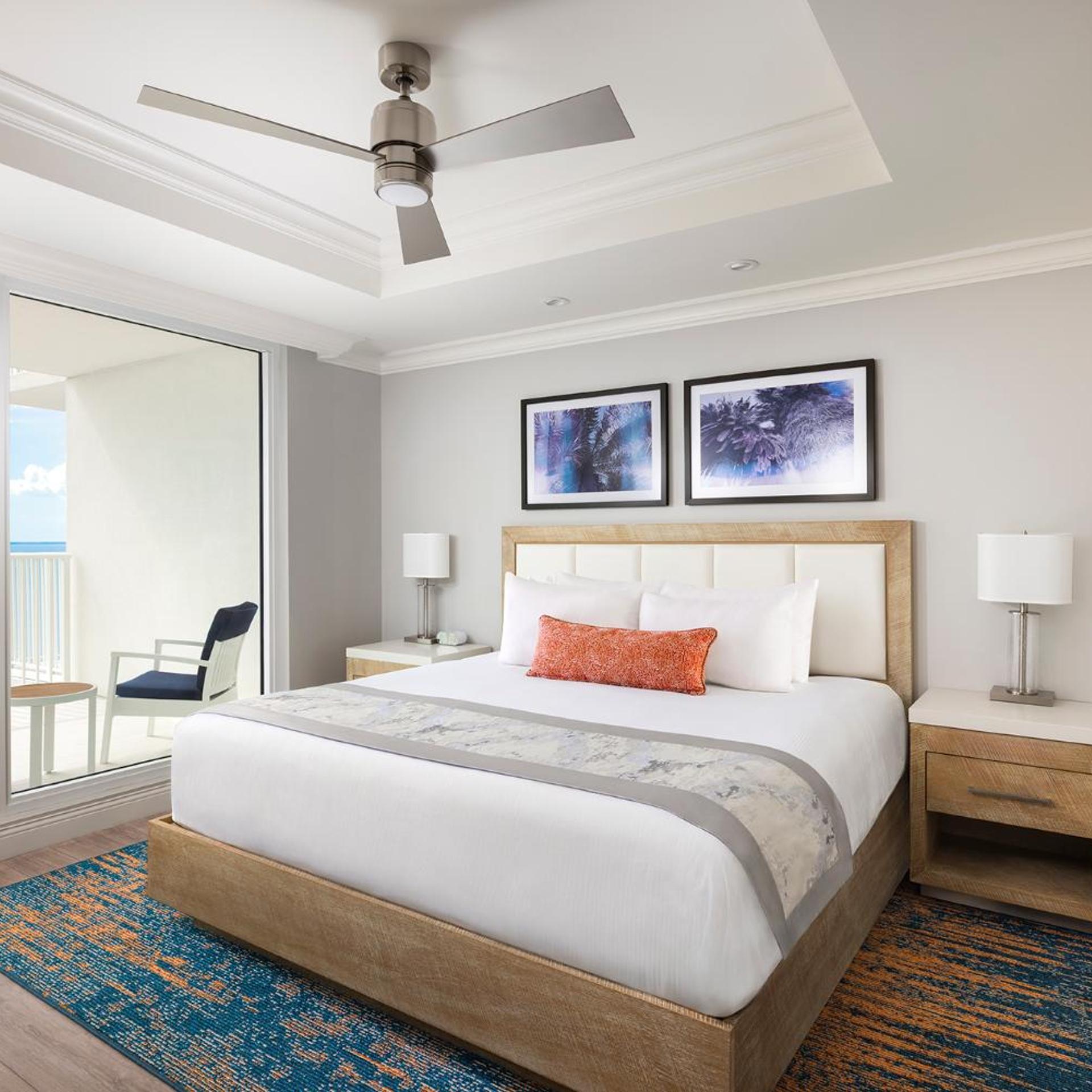 Suite, Villa, Bathtub, Accessible، Sunsuites Villas at Sunseeker Resort, Curio by Hilton 2/3