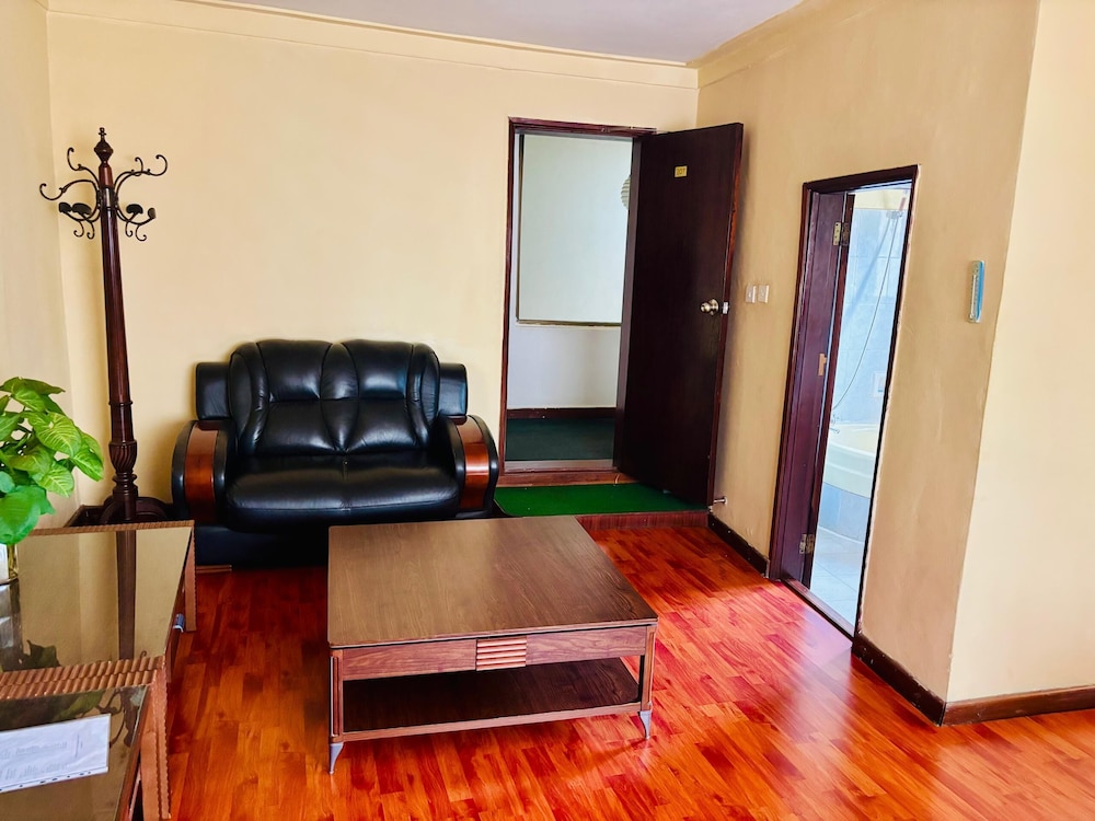 Fang Fang Hotel 26/50