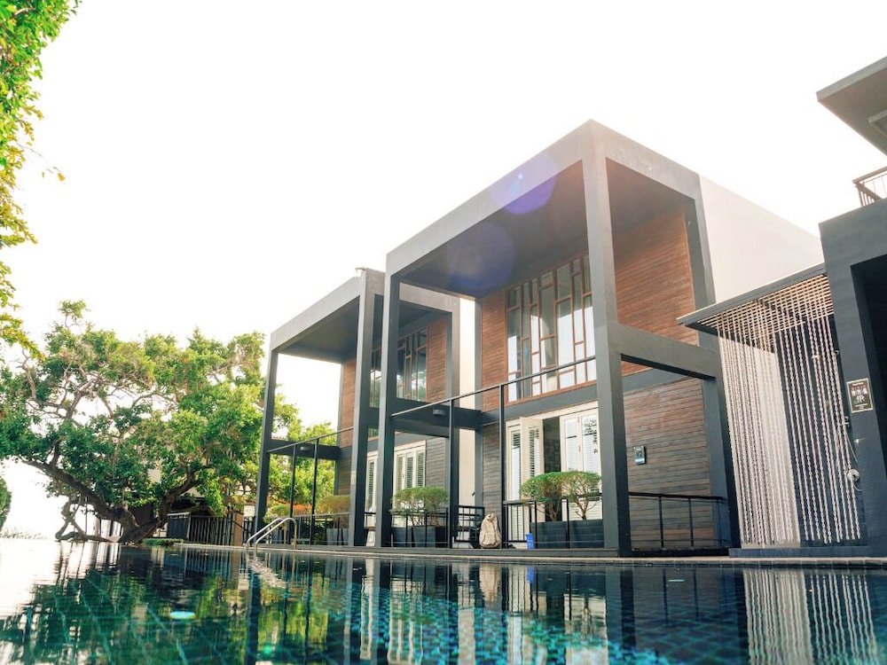 The Blue Sky Resort At Hua Hin 2/53