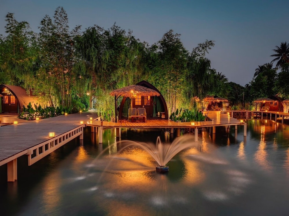 Khum Damnoen Resort 43/50