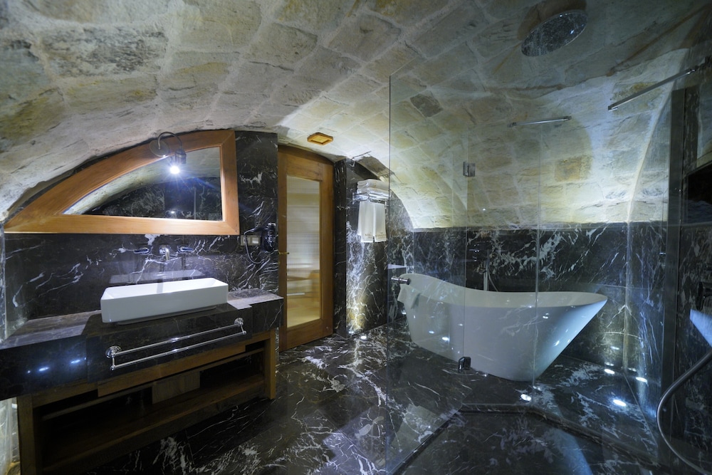 Kappadoks Cave Hotel 50/50