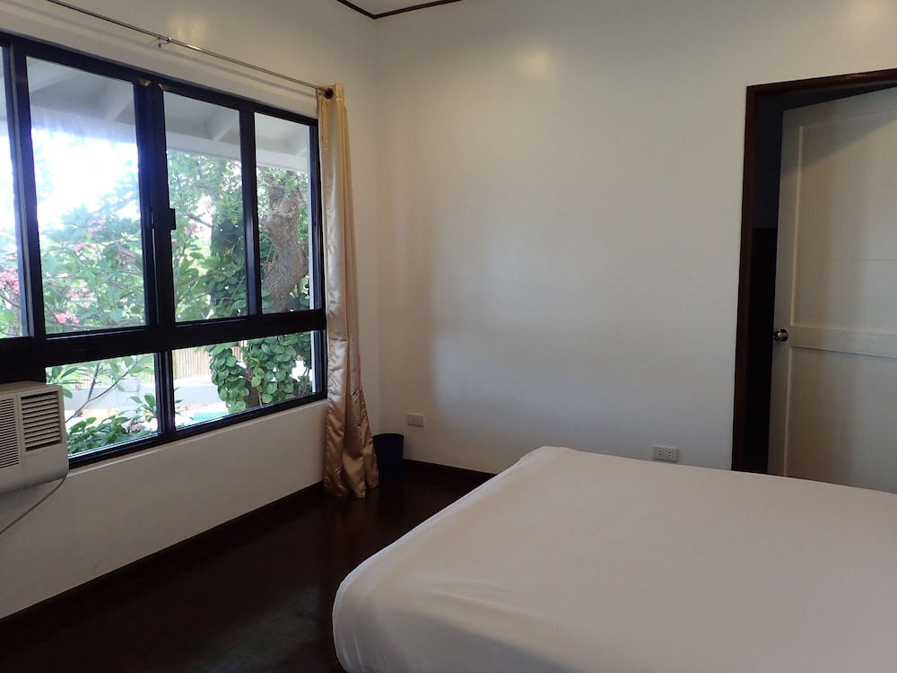 Aozora Seaside Mactan 31/68