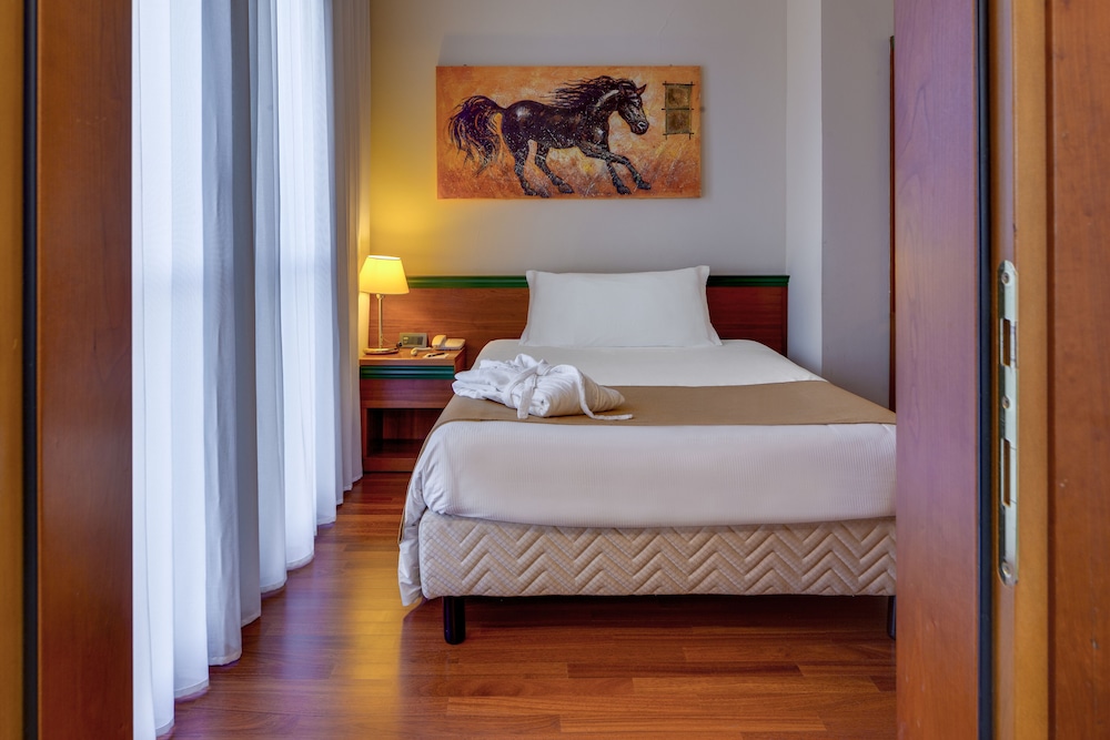 Hotel Raffaello 58/126