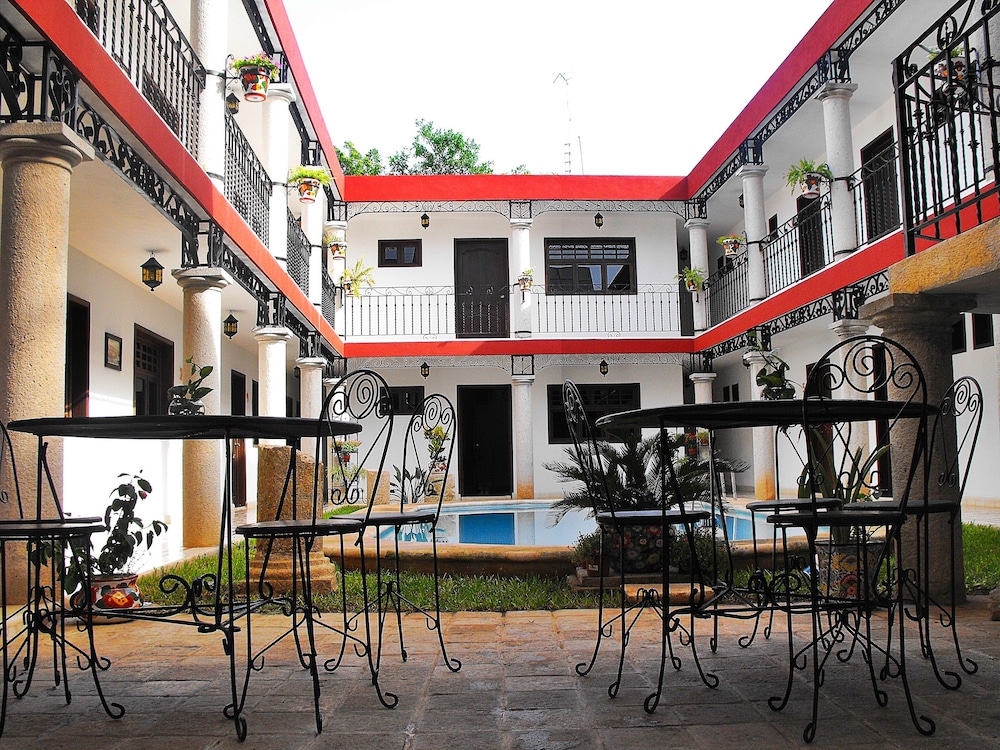 La Aurora Hotel Colonial 16/61