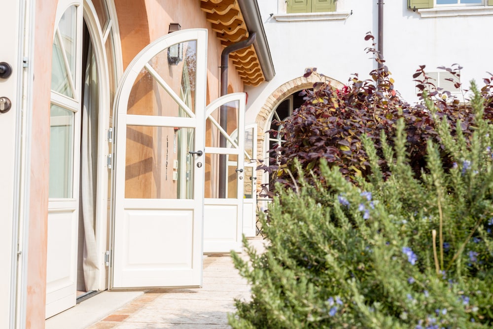Residence Corte San Carlo 42/50