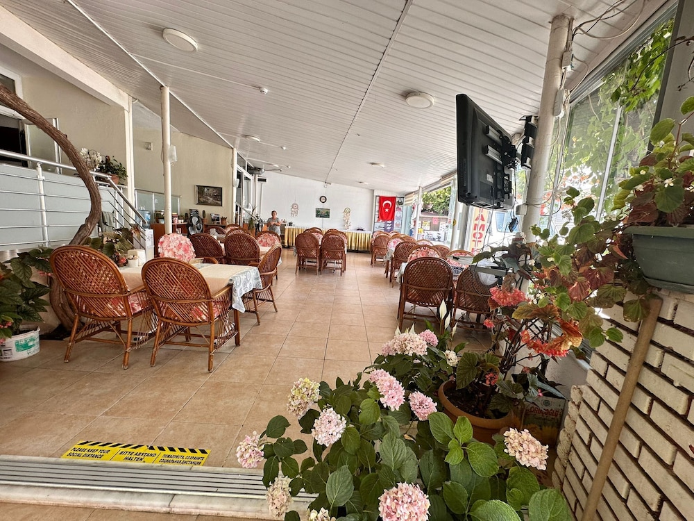 Derya Motel 15/36
