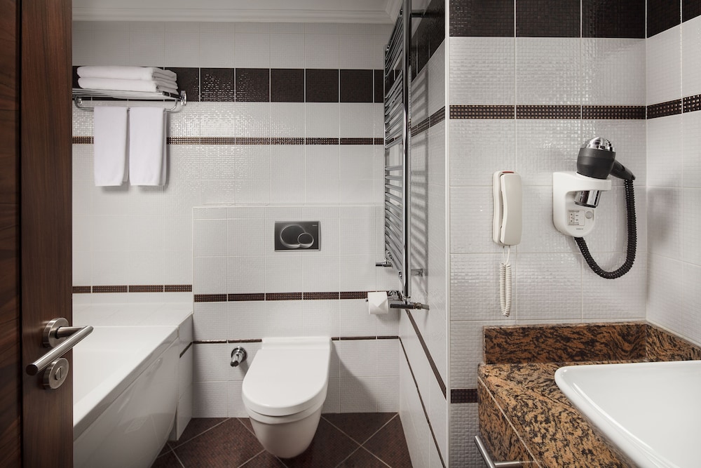 Celik Palas Convention Center And Thermal Spa 48/50