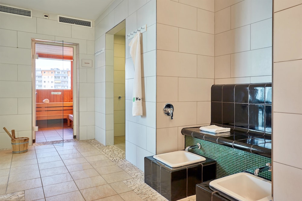 Hotel Salzburg-Hauptbahnhof 23/67