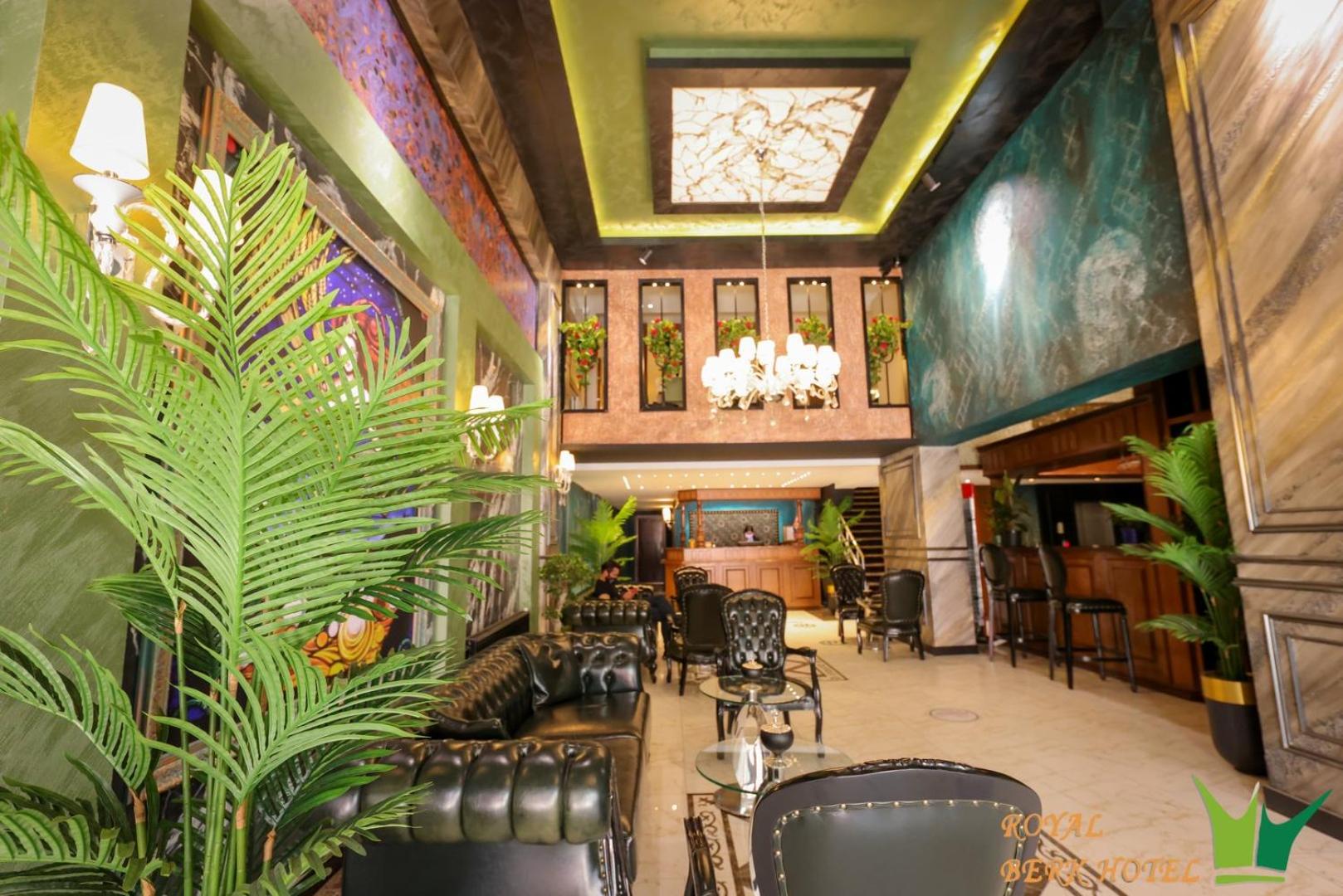 Royal Berk Hotel 12/25