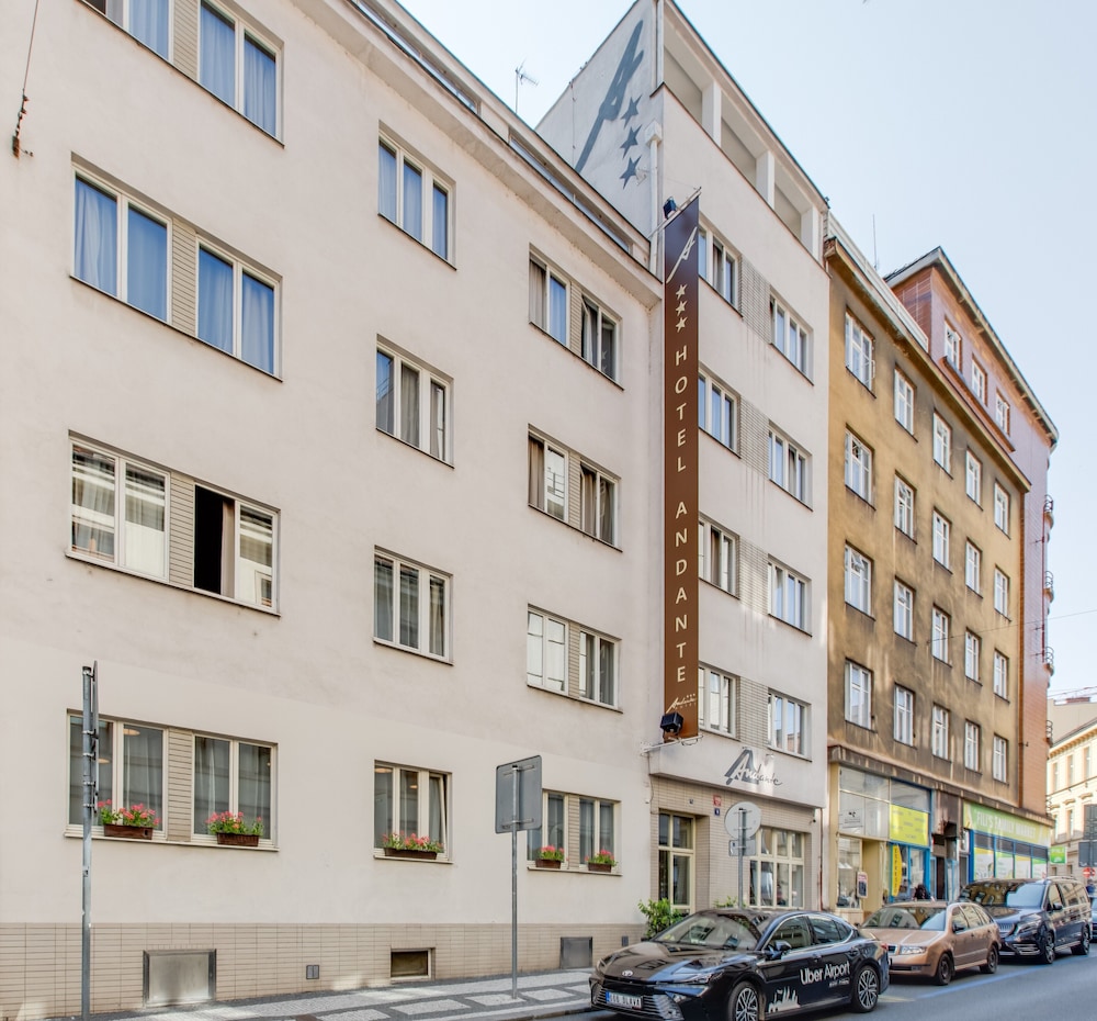 Andante Hotel 45/50
