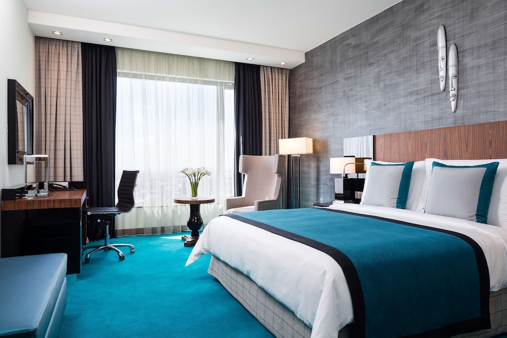 RADISSON BLU HOTEL NAIROBI UPPER HILL 16/77