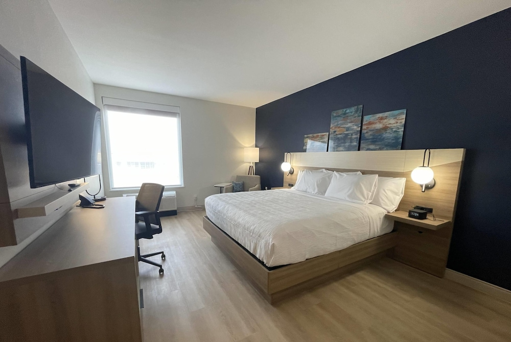 La Quinta Inn & Suites by Wyndham Jackson 15/32