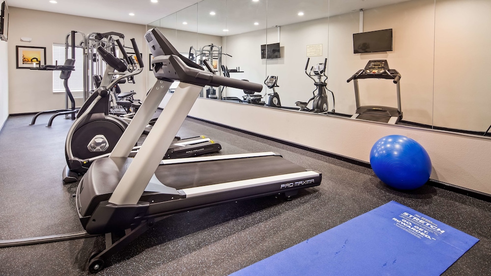 Best Western Plus Denver City Hotel and Suites 19/33