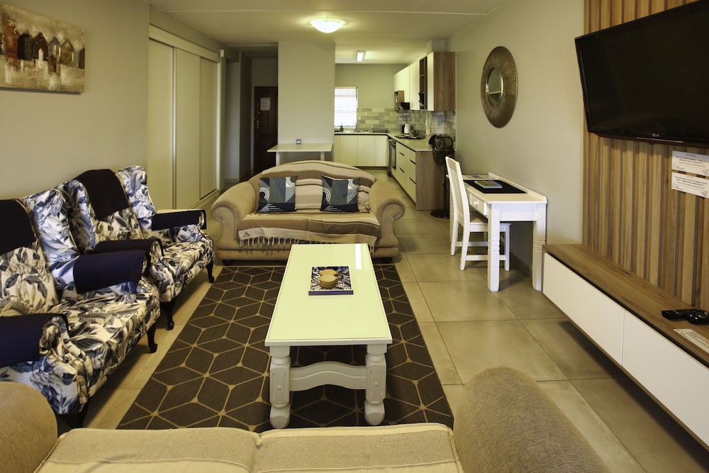 4 Bella Casa Self Catering 22/50