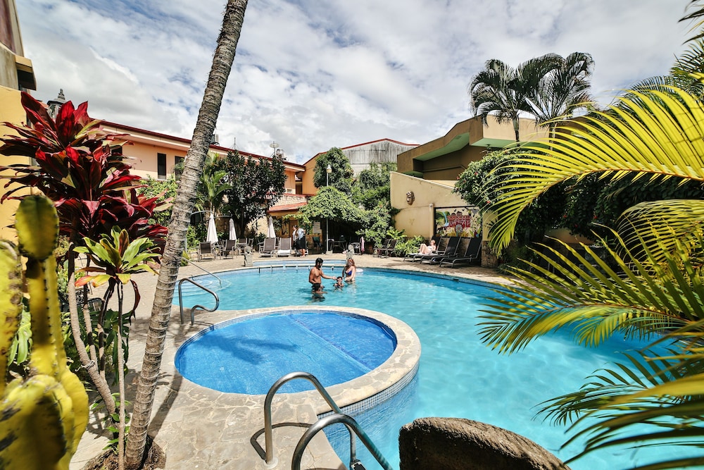 Adventure Inn in Ulloa